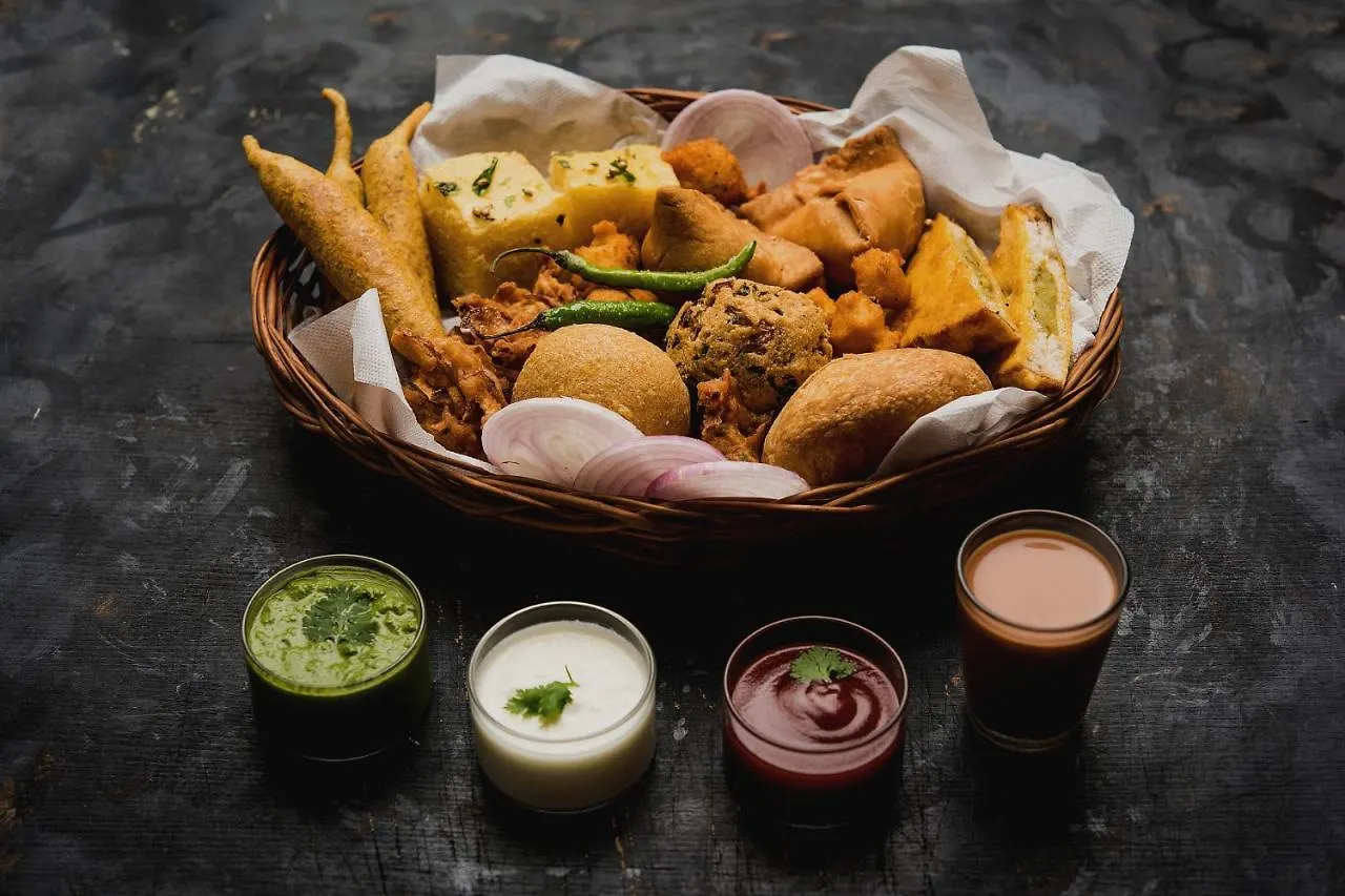 Townhouse Oak Hotel Ar Ganges Premium Varanasi